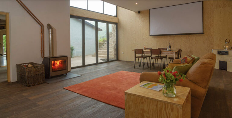 wales-fforest-venue-3